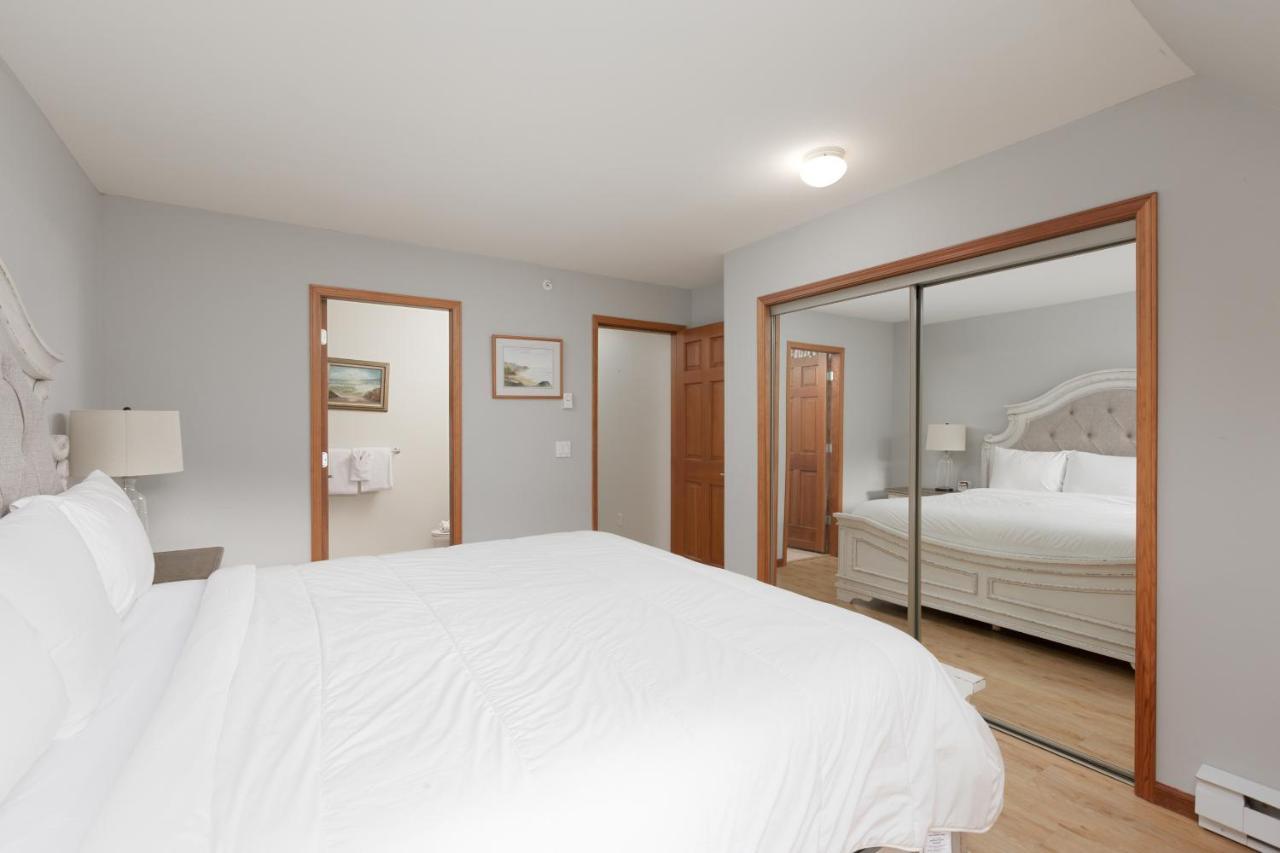 Lagoons By Cozystay Signature Whistler Exterior foto